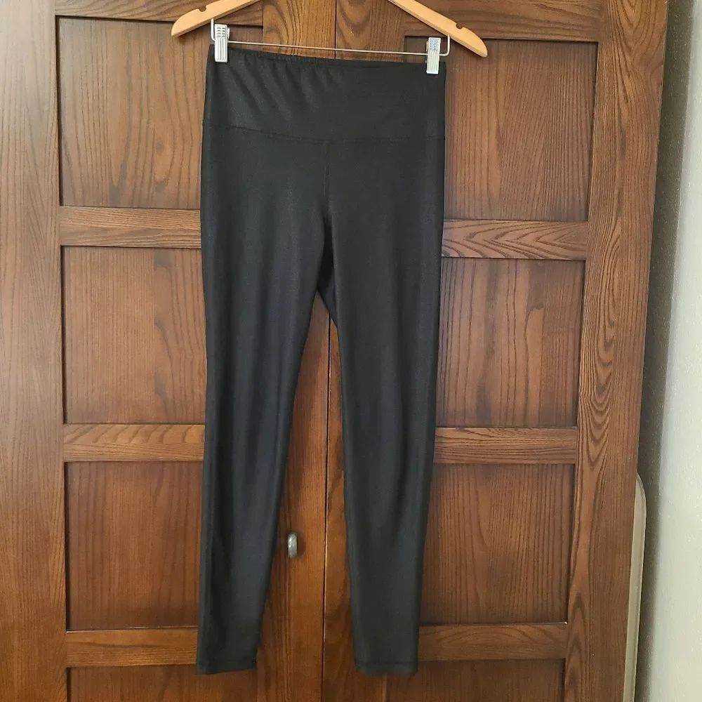 Savvi Black Leggings with Sheen 27" Size Medium
